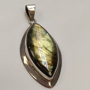 Sterling Silver Labradorite Cat Eye Pendant